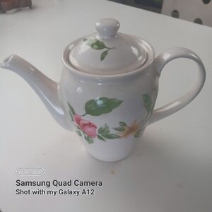 Pfaltzgraff teapot DALILA
